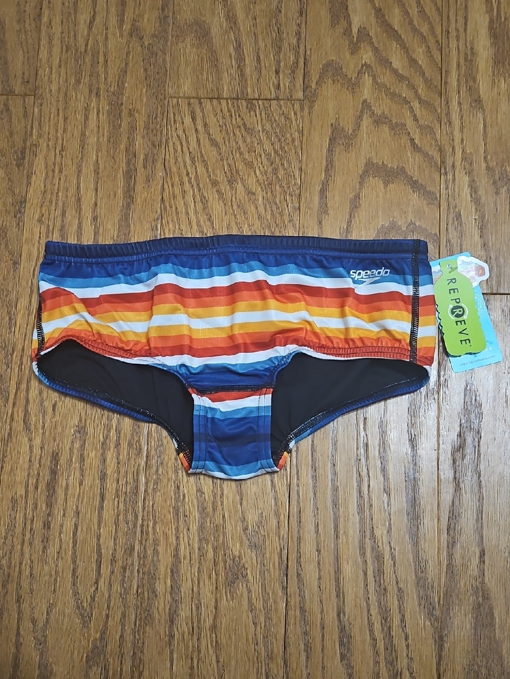 Speedo Men's Printed Spliced Euro Brief Swimsuit. Size 30